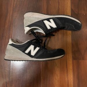 New Balance 420